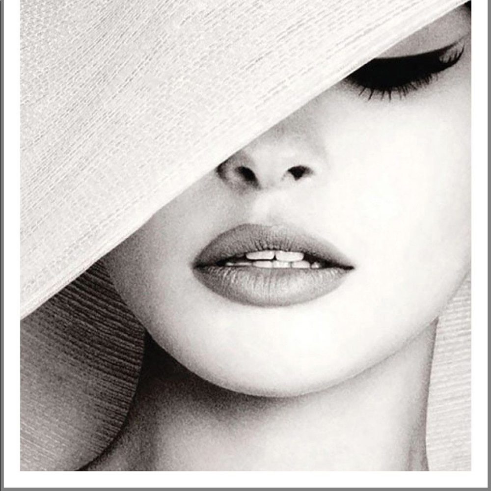 Meet your Posher, Naomi